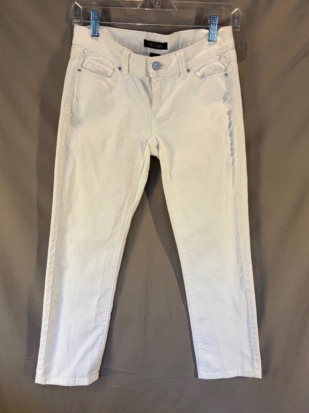 White House Black Market Crop Jeans, color White - Size 0 (Nw/oT)